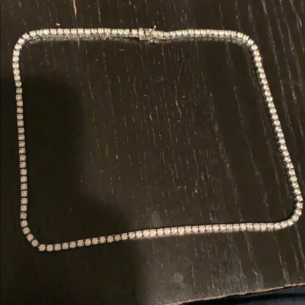 Women’s diamond necklace